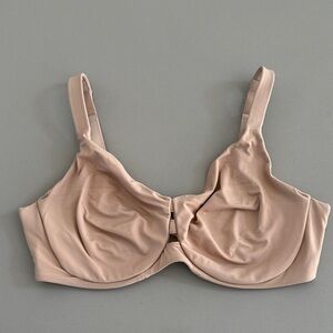 SPANX Low Profile Minimizer Seamless Nude Beige Underwire Bra Comfort